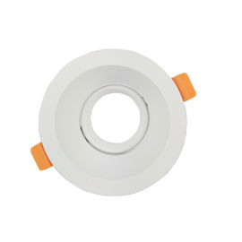 China Tenedor blanco/del negro del aluminio LED Downlight para la iluminación comercial proveedor